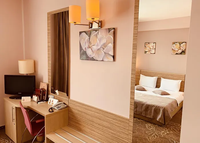 Rin Hotel 4*
