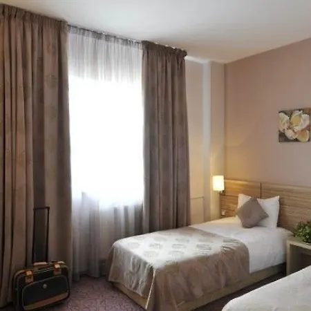Rin Hotell Bukarest