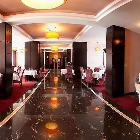 Rin Hotell 4*